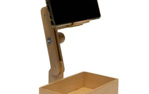 _Wooden Smartphone Stand