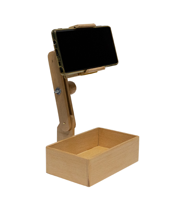 Wooden Smartphone Stand için görsel