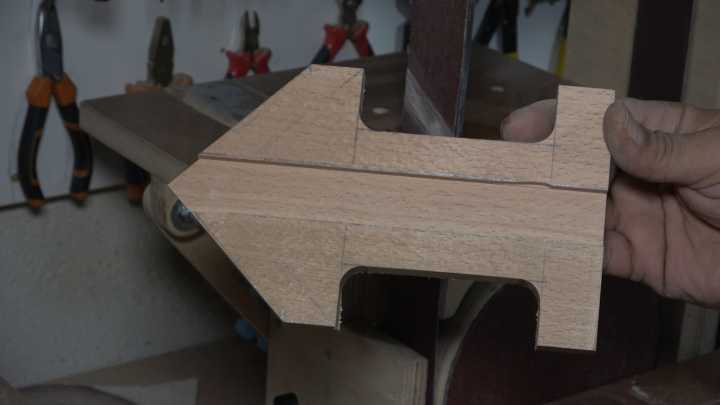 Making Woodworking Marking Gauge 2.jpg